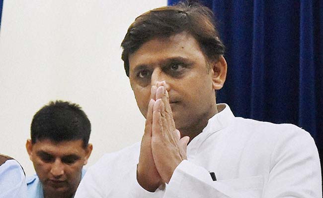 akhilesh yadav gave proposal for resignation