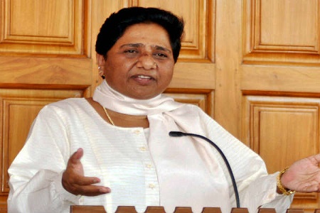 mayawati attack on akhilesh yadav