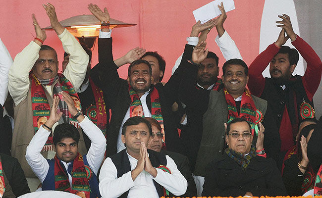 akhilesh-yadav-became-samajwadi-party-president-mulayam-singh-angry