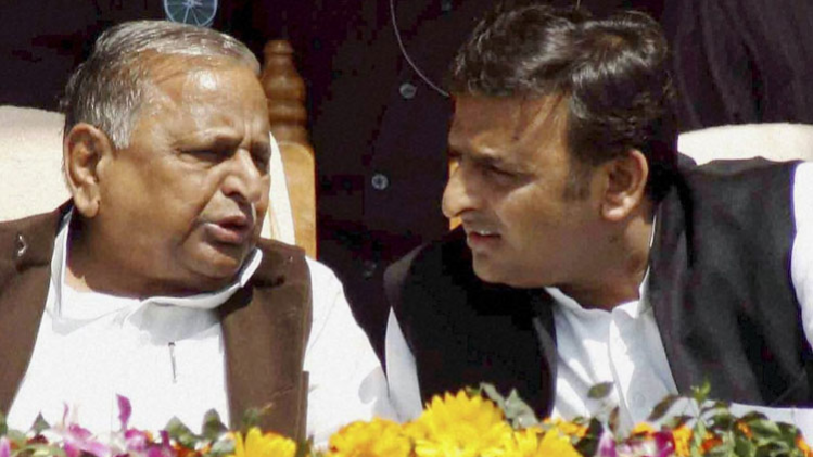 samajwady-party-war-may-end-mulayam-soften-his-stand