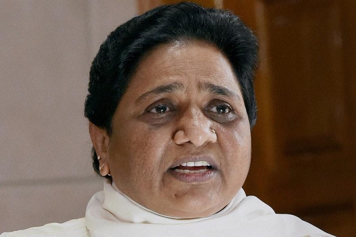 bsp-supremo-mayawati-release-press-note-today-at-party-office