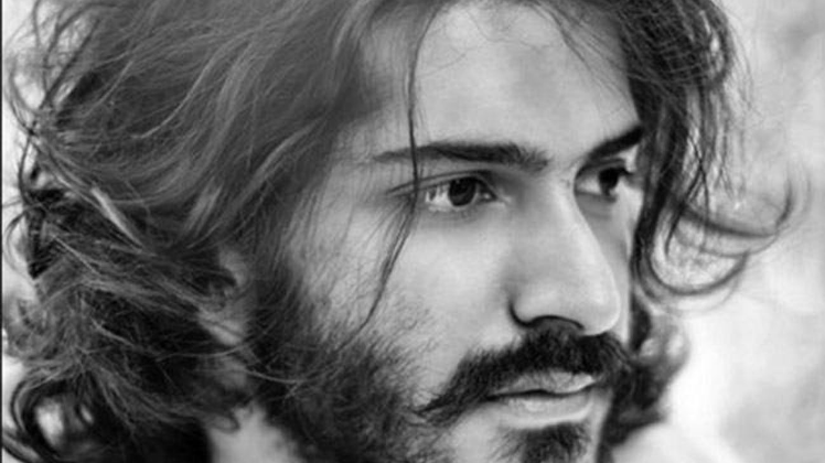 anil-kapoor-son-harshvardhan-kapoor-starts-war-of-words-with-filmfare-on-twitter-