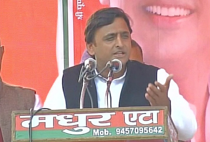 akhilesh-attacks-pm-modi-over-mann-ki-baat-program-at-etah