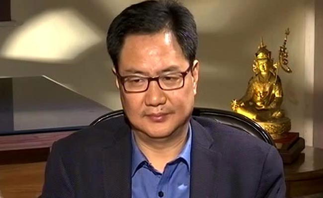 hindu-population-reducing-in-india-tweets-minister-kiren-rijiju