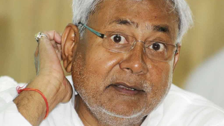 up-election-nitish-kumar-expels-jdu-up-president-after-supporting-sp