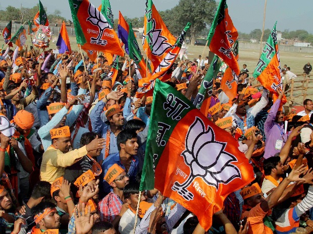 Maharashtra-Shiv-Sena-Congress-Narayan-Rane-speculation-about-going-to-BJP-Congress-disturbed