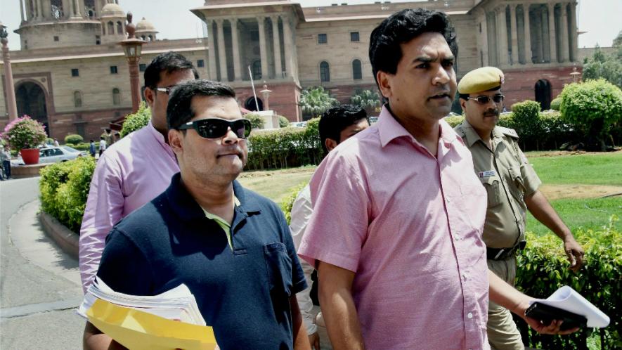 /live-kapil-mishra-press-conference-on-2-crore-bribe-allegations