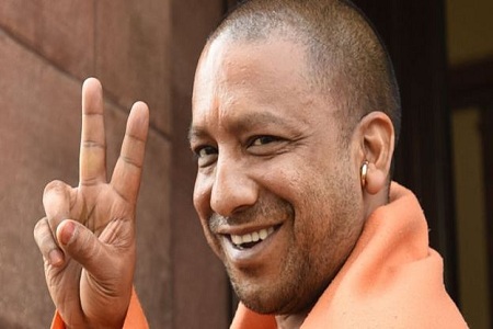 uttar-pradesh-cm-yogi-adityanath-law-and-order-mathura-loot-murder-case