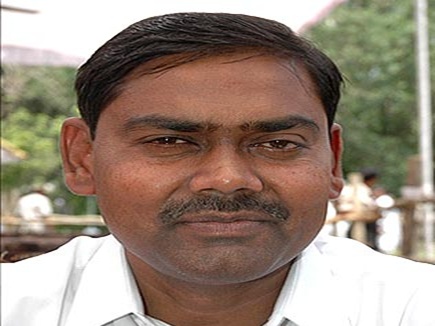 INDRAJEET SAROJ SACKED FROM BSP - UP NEWS