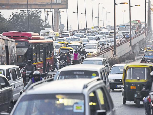 lucknow-lucknow-traffic-snarl-halts-normal-life