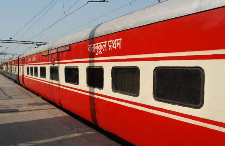 rajdhani express hui bepatri 