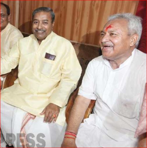 Neglect of Vinay Katiyar and Laxmikant Vajpayee in bjp 