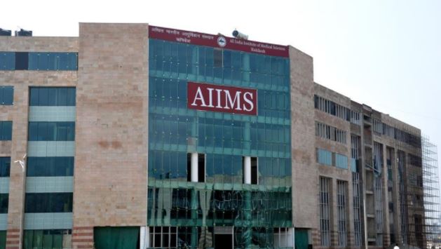 Three doctors of AIIMS die in Yamuna Expressway accident
