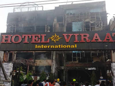 massive-fire-breaks-out-in-two-hotels-of-lucknow