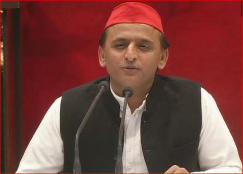 Akhilesh's BJP, targeting Congress, said Congress first meeting with CBI now BJP