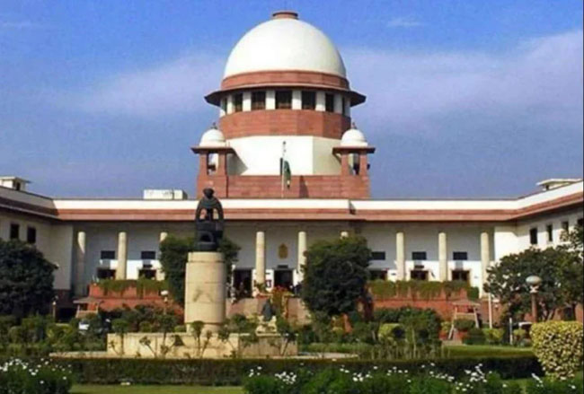 Supreme Court strict on the issue of free gifts, cancel the registration of parties, sought response from Centre, Election Commission