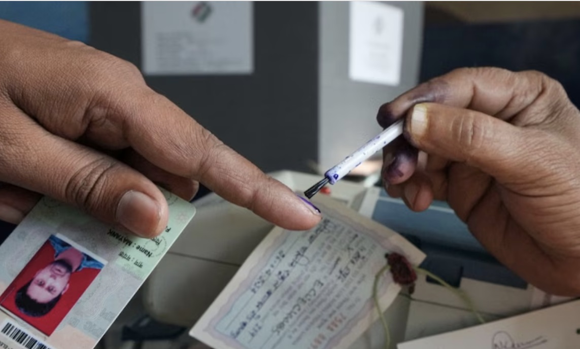 Lok Sabha Elections 2024: Till 5 pm, maximum voting took place in Tripura, Manipur at 76% and lowest at 52% in Uttar Pradesh