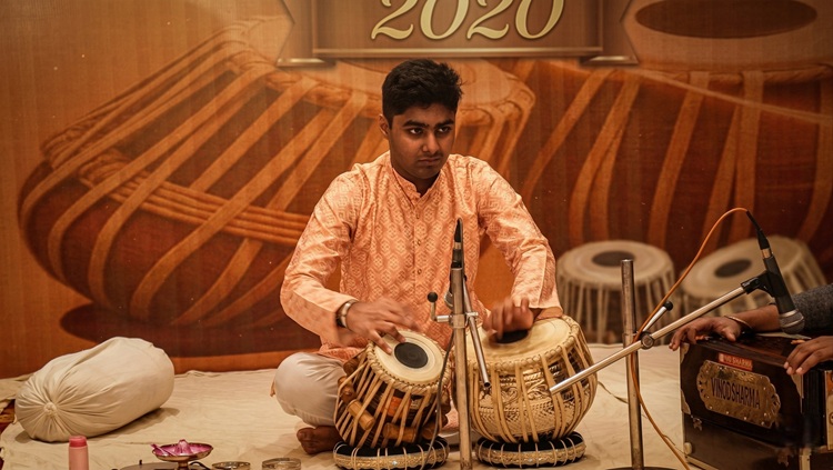 Master Vyom Srivastava captivated the audience with his performance.