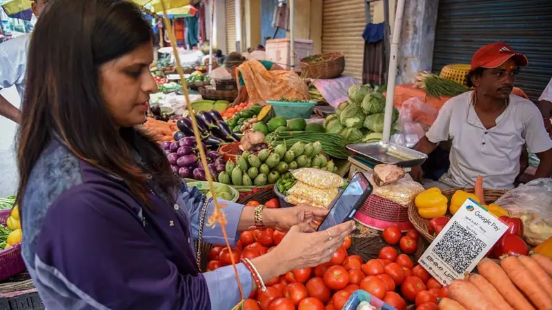 Will there be any charges for UPI transactions above ₹2000?