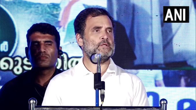 The country is not full of hatred, Rahul Gandhi said on completion of 15 days of India Jodo Yatra