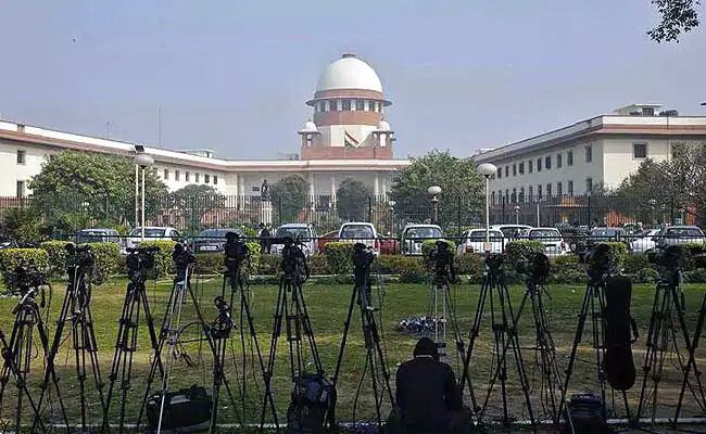 Now through live streaming, common people will also be able to see the hearing of cases in SC