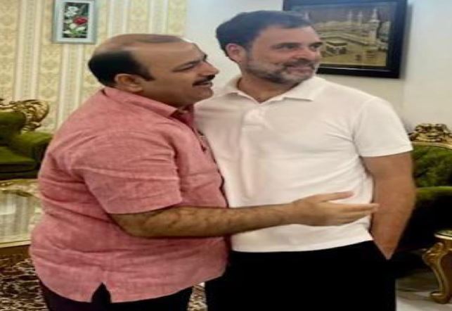 When Rahul Gandhi suddenly reached Danish Ali's house, they met