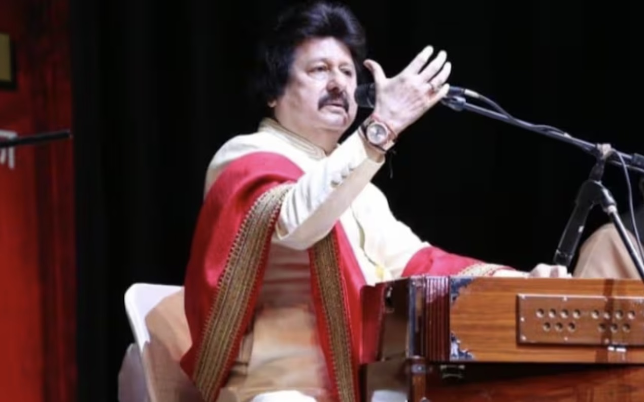 Pankaj Udhas, who sang 'Chithi Aayi Hai', said goodbye to the world, breathed his last at the age of 72